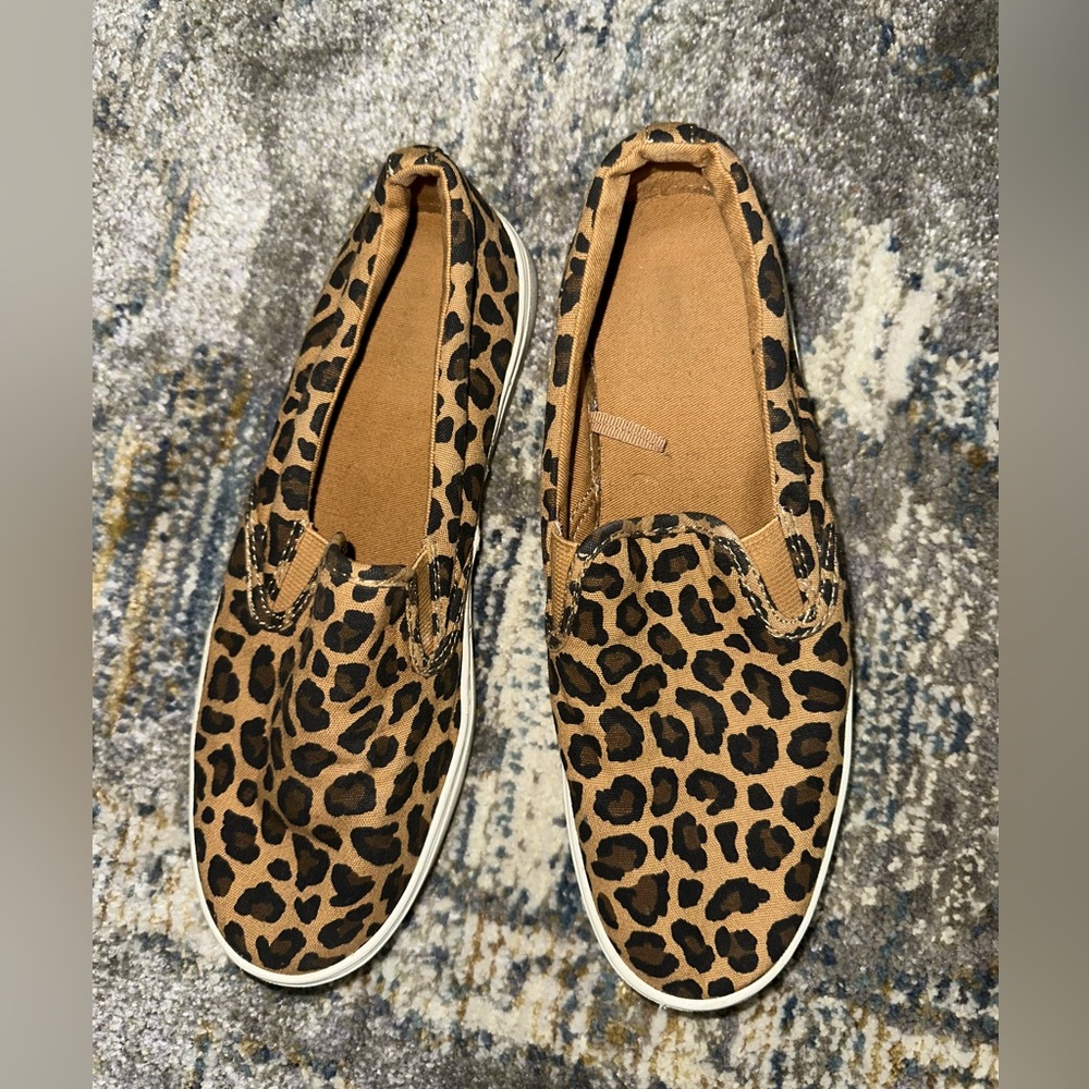 Old Navy slip on shoes